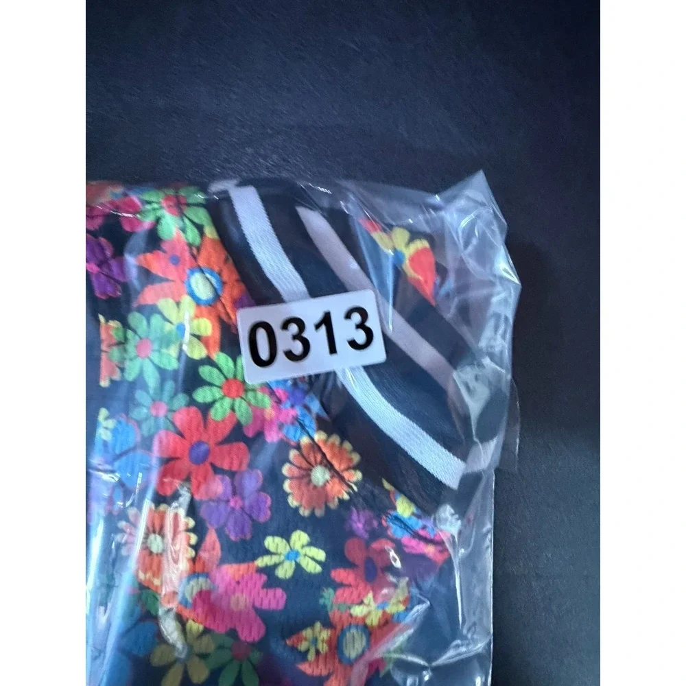 NWT WESC Flower Basketball Tank Top Size Small Men - Picture 11 of 11